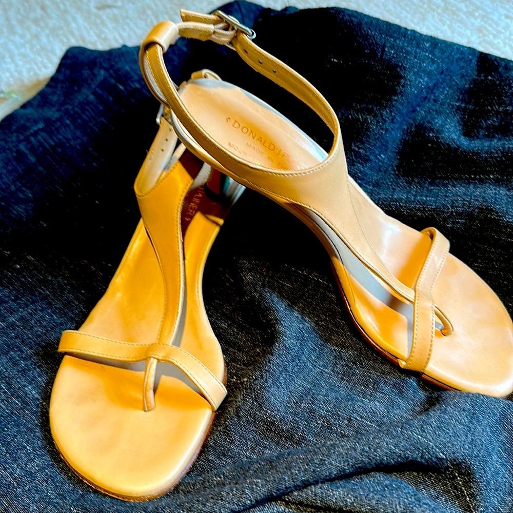 DINALD PLINER - kitten heel staple sandal